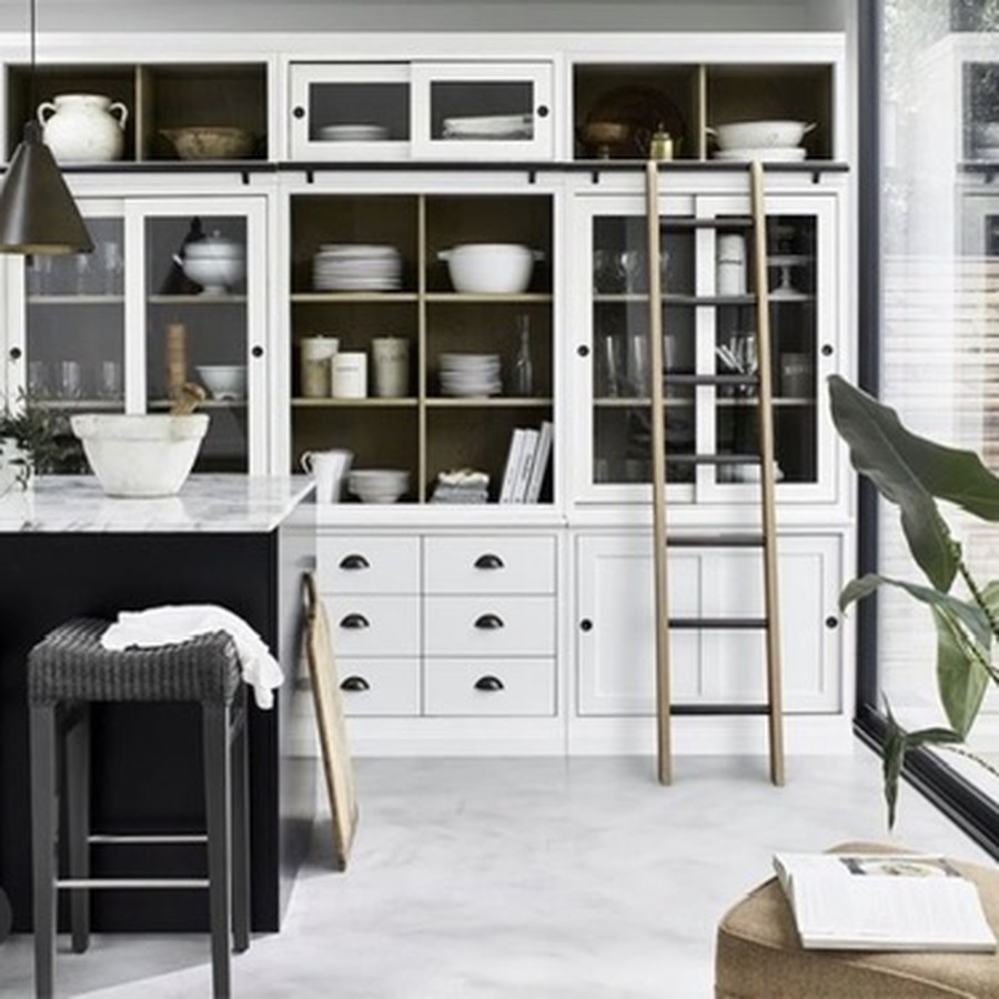 Location House interior 30