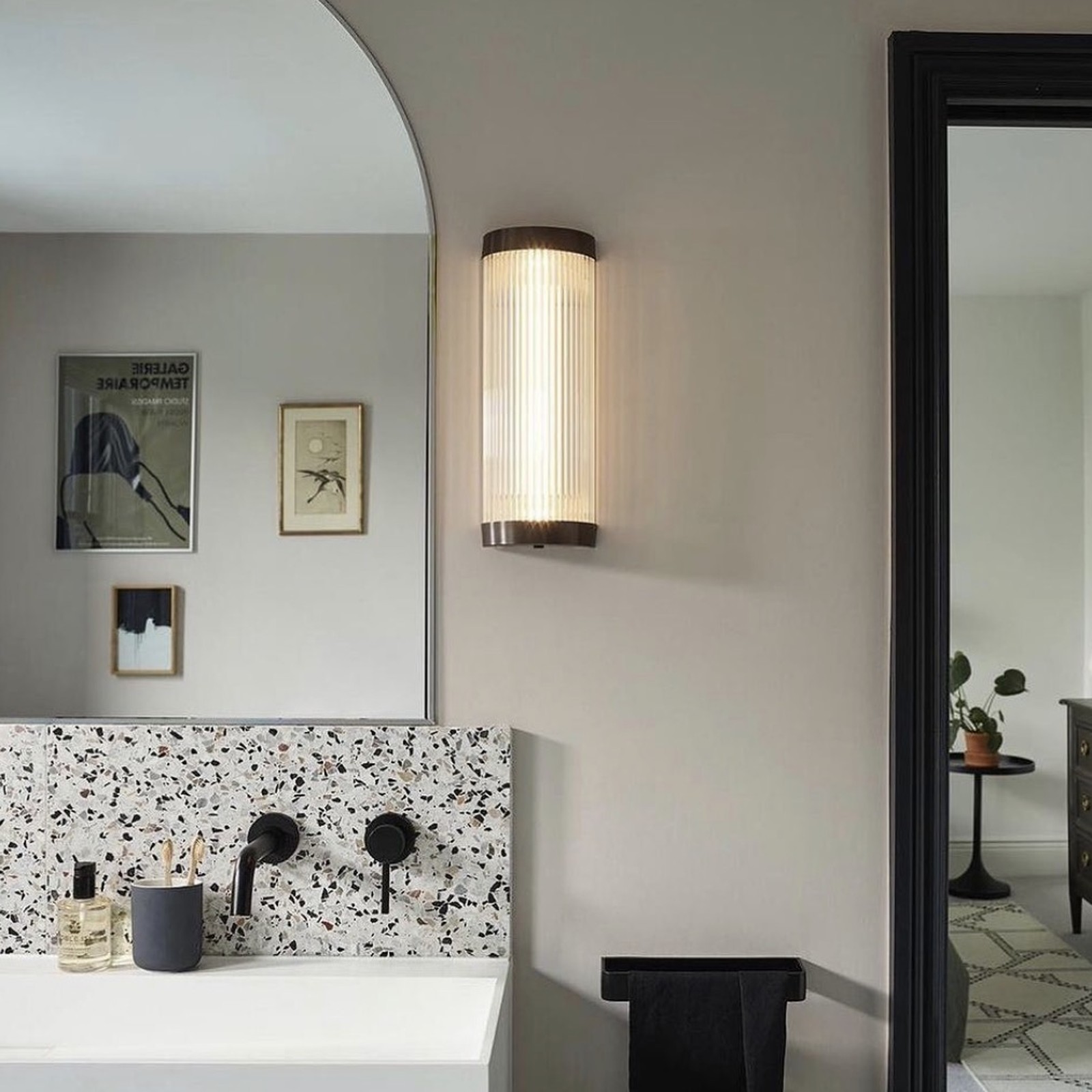Location House interior 33