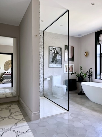 Trinity House bathroom